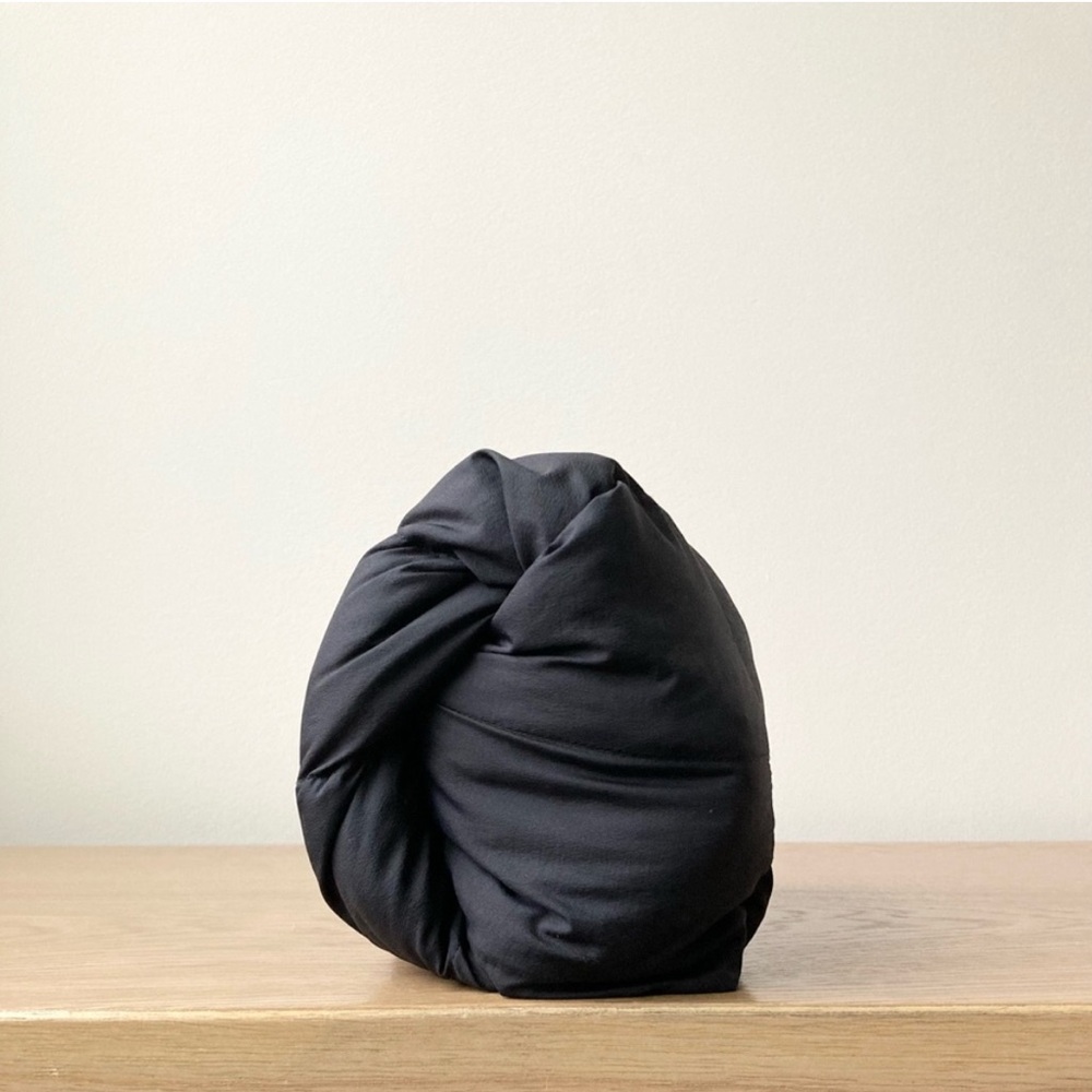 Uniqlo Black Puffer Jacket - Picture 3 of 14